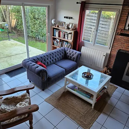 Maison Proche Boulerie Jump Savigne L'eveque, Proche Circuit 24h Holiday home Saint-Corneille
