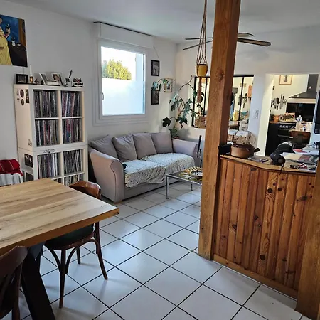 Prázdninový dům Maison Proche Boulerie Jump Savigne L'eveque, Proche Circuit 24h *