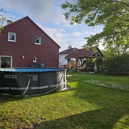 Maison Proche Boulerie Jump Savigne L'eveque, Proche Circuit 24h Prázdninový dům *